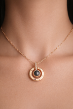 Collier réfléchissant « Je t’aime » en 100 langues